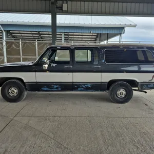 THE JM AUTOVAULT COLLECTION 1985  Chevrolet  Suburban