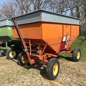 Cenex gravity box on Bradford 4-wheel running gear (Front axle needs repair)