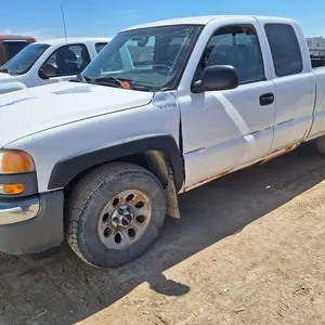 2005 GMC Sierra 1500 EXT Cab 8 CYL