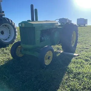 1949 John Deere (JD) A-R TRACTOR