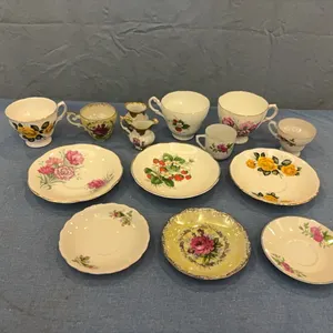 Cup & Saucer Sets