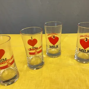I love milk glasses