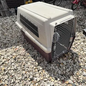 Pet carrier