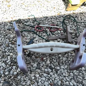 Glider swing