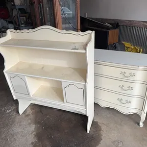 Dresser with hutch