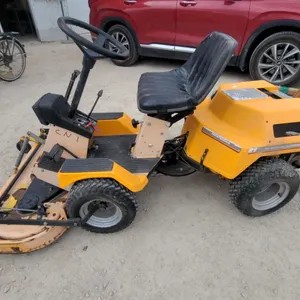 Canadiana NOMA Park 2000e Zero-Turn Riding Mower with Front-Mount Deck 11HP 40" Runs and Works