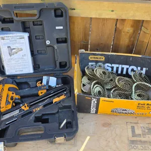 Bostitch N62FNB Angled Finish Nailer with Case and Roofing Nails