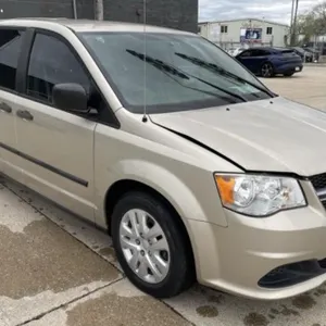 (IL) 2015 Dodge Grand Caravan