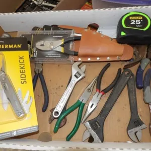 PLIERS, LEATHERMAN W/CASE, MORE