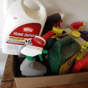 HOME & GARDEN SPRAYS