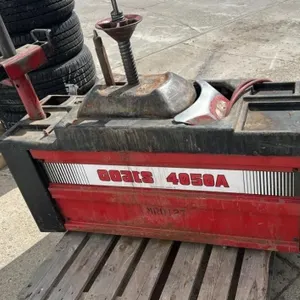 COATS Model 4050A Tire Changer. S/N: 0495152182.