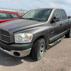2008 Dodge Ram 1500 SN: 1D7HU18208J201881