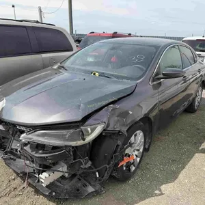 2016 Chrysler 200 SN: 1C3CCCFB2GN163541