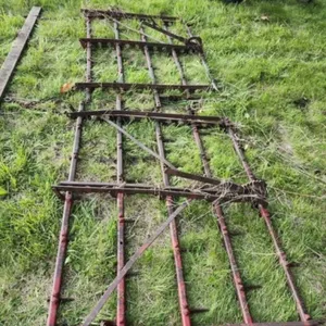 2 Section Harrow w/Attachment Bar