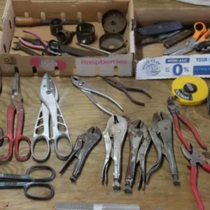 Locking Pliers, Tin Snips, Whole Saws & Tapes