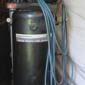 Sanborn 60 gal. Upright  220v Air Compressor
