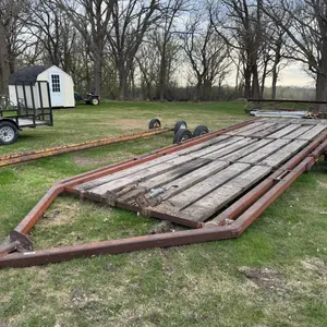Donahue 28' implement trailer