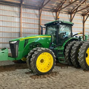 2011 JOHN DEERE 8285R MFWD TRACTOR