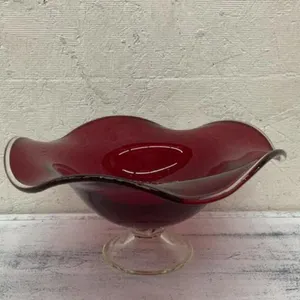 VINTAGE RED GLASS FLUTED BOWL ON PEDESTAL