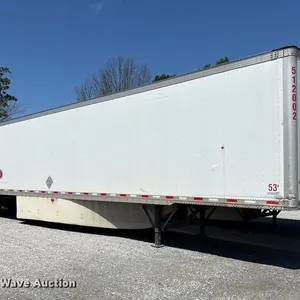 2013 Vanguard National dry van trailer