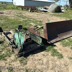 9’ W dozer blade