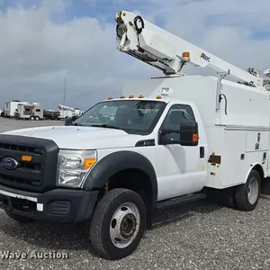 2014 Ford F450 Super Duty bucket truck