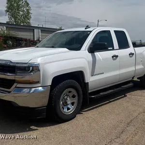 2018 Chevrolet Silverado 1500 Ext. Cab pickup truck