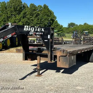 2005 Big Tex 20GN equipment trailer