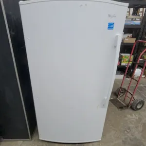 Whirlpool 10 Cubic Foot Upright Freezer, Energy Star Certified, White 67 x 33 x 28"