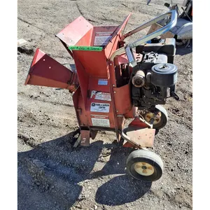 **Super Tomahawk Wood Chipper/Shredder with Hitch and Hopper- Powers On, Cannot Ship
