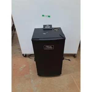 *Masterbuilt Electric Smokehouse - Powers On, As Is 17" x 16" x 31", PICKUP ONLY