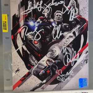 Autographed 8x10 Photo : The Avengers Johansson - Scarlett Johansson - Mark Ruffalo - Chris Evans - 