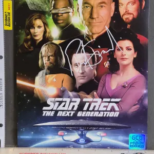 Autographed 8x10 Photo : Star Trek The Next Generation - Patrick Stewart (Certified : GCG)