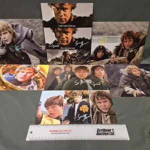 Autographed Photos (7) : Lord Of The Rings & Goonies/Rudy - Elijah Wood & Sean Astin