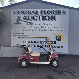 CLUB CAR GOLF CART