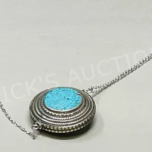 vintage Turquoise & silver pendant & chain
