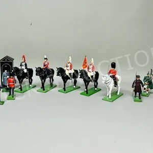 14 various British hand painted figures