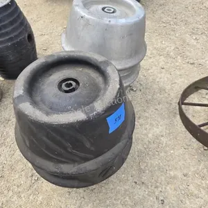 2 mini kegs