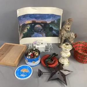 Corneil's Collectable & Toy Online Auction
