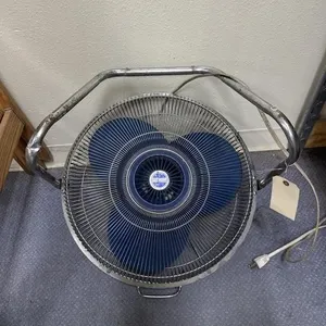 Lakewood Metal Floor Fan