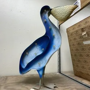 Metal Pelican D�cor - Lighted 24"H