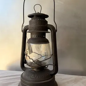 Vintage Nier #280 Kerosene Lantern. Germany
