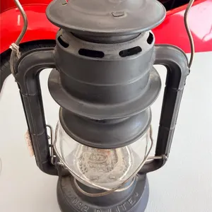 Black D-lite Dietz Kerosene Barn Lantern