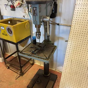 King Canada KC-30FC Drill Press w/ 4” Machine Vise