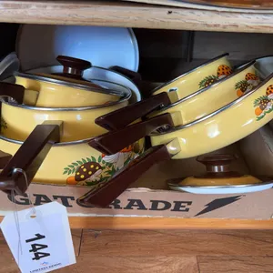 Mushroom Pots & Pans