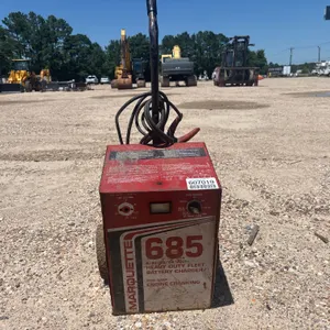 MARQUETTE 685 HEAVY DUTY FLEET BATTERY CHARGER