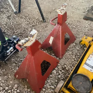 JACK STANDS