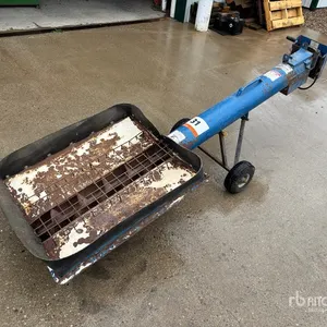 Johnson 6 in x 8 ft Transfer Grain Auger