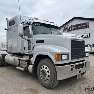 2013 Mack CHU613 T/A Semi Truck
