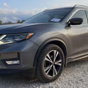 (TX) 2017 Nissan Rogue